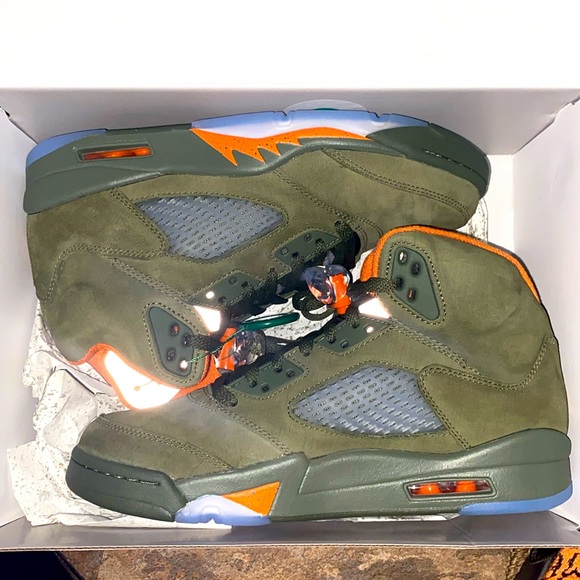 Jordan Other - Air Jordan 5 retro